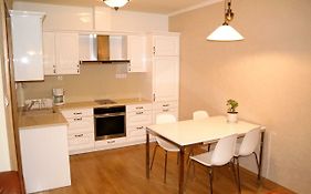 Centrum Apartman With Free Parking